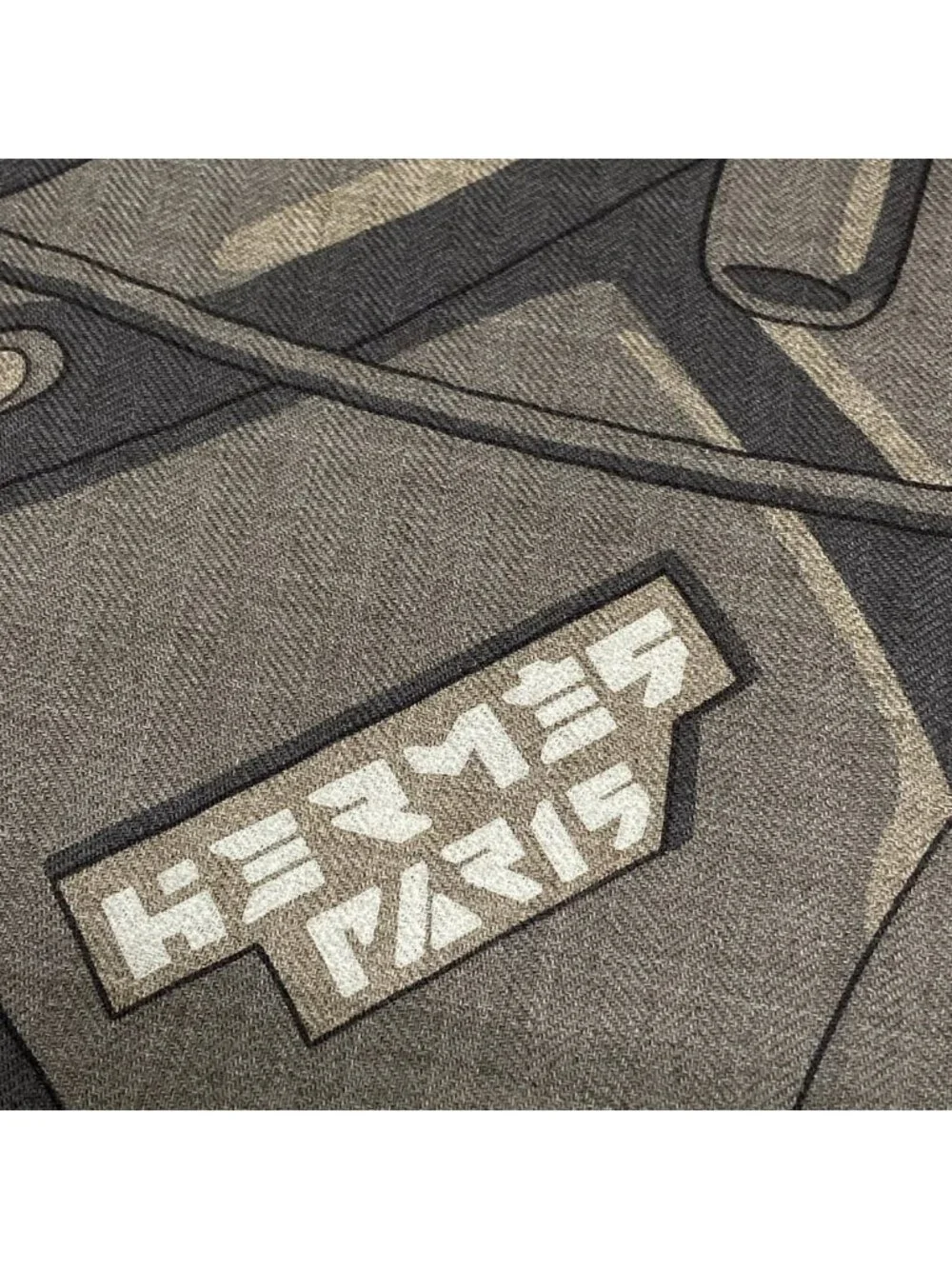 Hermes Shawl Carre 100 Gray Beige Dark Multi Horse Reality Cashmere Silk Scarf
